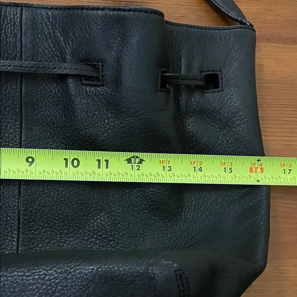 Kate Spade Cooper Grey Street Black Leather Bucket Tote Bag Crossbody WKRU3057